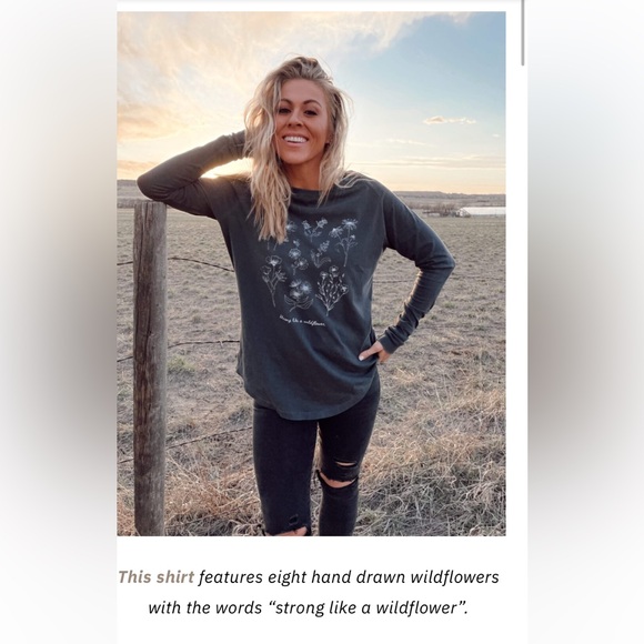 soul honey Tops - Soul Honey Strong like a Wildflower Top